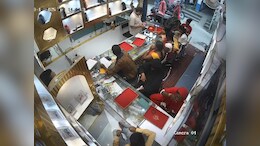 Video: She Came To Buy Jewellery. Was Caught Popping Gold Pieces Into Mouth