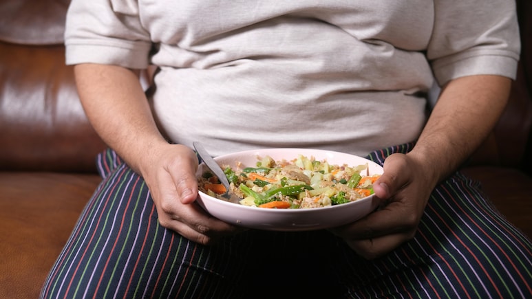 AIIMS-Trained Gut Doctor Explains Why  Some People Gain Weight Even When They Eat 'Very Little'