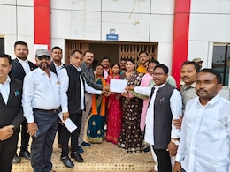 ZP Adhyaksh Result: 5-5 में अटक गई थी BJP-कांग्रेस की सांसें, रोचक मुकाबले के बीच इन जिलों में भी खिला कमल ZP Adhyaksh Result: 5-5 में अटक गई थी BJP-कांग्रेस की सांसें, रोचक मुकाबले के बीच इन जिलों में भी खिला कमल