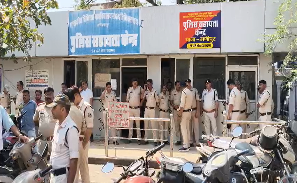 राज्यपाल के फॉलो वाहन से टकराकर 55 वर्षीय महिला की मौत, अंबिकापुर में पुलिस तैनात, ये है परिजनों की मांग