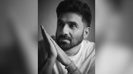 Vir Das Mocks Indian Award Shows, Takes Dig At <i>India's Got Latent</i> Row