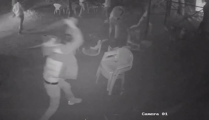 Rajasthan: प्‍लॉट के व‍िवाद में मारपीट और तोड़फोड़, गाड़ी में मारी टक्‍कर तो जेसीबी लेकर पहुंचे हमलावर