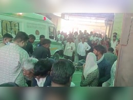 Rajasthan: दो बच्चों के साथ कुंड में कूदी मां, पानी में डूबने से दोनों बच्चों की मौत; महिला को परिजनों ने बचाया Rajasthan: दो बच्चों के साथ कुंड में कूदी मां, पानी में डूबने से दोनों बच्चों की मौत; महिला को परिजनों ने बचाया
