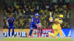 CSK vs MI IPL 2025: पहले मुकाबले में चेन्नई सुपर किंग्स ने मुंबई इंडियंस को हराया, गायकवाड और रचिन ने खेली तूफानी पारी