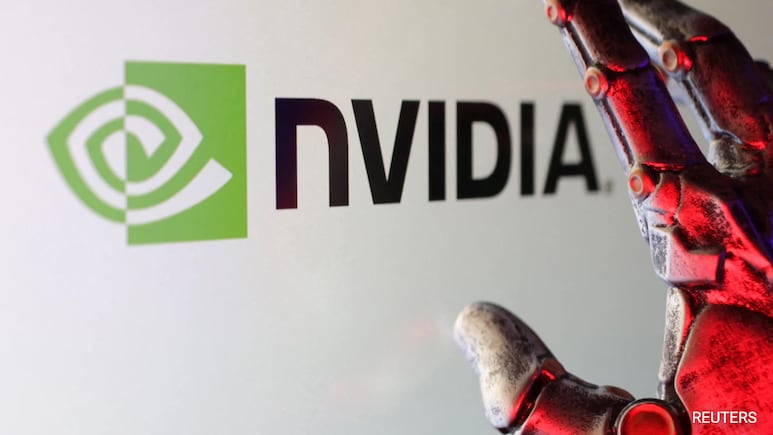 China Blocks Nvidia H200 AI Chip Imports Despite US Export Clearance