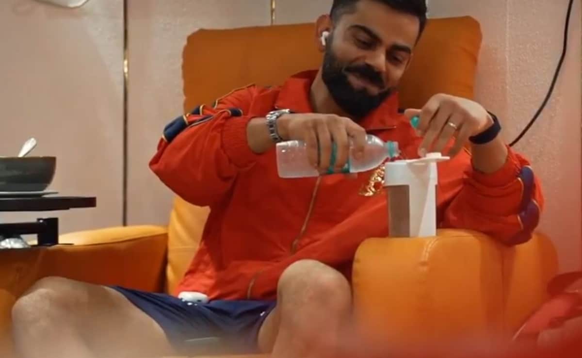 Footwork Was Good Because Of Dance With SRK: Virat Kohli Teased By RCB Coach