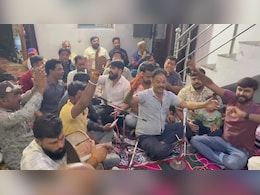 Reel से दूर अब रियलिटी से जुड़ रहे युवा, थामी लोक पर्व की बागडोर,फिजाओं में गूंज रहे फाग गीत Reel से दूर अब रियलिटी से जुड़ रहे युवा, थामी लोक पर्व की बागडोर,फिजाओं में गूंज रहे फाग गीत