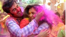 Holi Playlist: A <i>Silsila</i> Of <i>Rang Barse</i>, <i>Balam Pichkari</i> And More