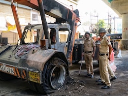 नागपुर हिंसा : पुलिस ने 5 नाबालिगों को हिरासत में लिया, जेजे एक्ट के तहत की जाएगी कार्रवाई नागपुर हिंसा : पुलिस ने 5 नाबालिगों को हिरासत में लिया, जेजे एक्ट के तहत की जाएगी कार्रवाई