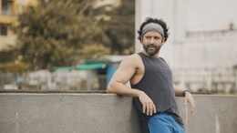 Farhan Akhtar Reveals He Had A Knee Surgery After Suffering Meniscus Tear