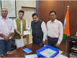 बिजयनगर ब्लैकमेल कांड: सभी पीड़िताओं को CSR के तहत दी गई 2.5 लाख रुपये की आर्थिक सहायता बिजयनगर ब्लैकमेल कांड: सभी पीड़िताओं को CSR के तहत दी गई 2.5 लाख रुपये की आर्थिक सहायता