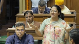 दिल्ली की CM ने AAP के स्वास्थ्य मॉडल को बताया 'बीमार', कहा- 10 सालों में सिर्फ भ्रष्टाचार हुआ