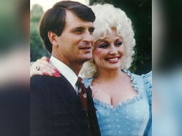 Singer Dolly Parton's Husband Carl Dean Dies At 82 Singer Dolly Parton's Husband Carl Dean Dies At 82