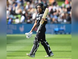 Who is Muhammad Abbas? लाहौर के रहने वाले मुहम्मद अब्बास कैसे पहुंचे न्यूजीलैंड, डेब्यू वनडे में ही रच दिया इतिहास