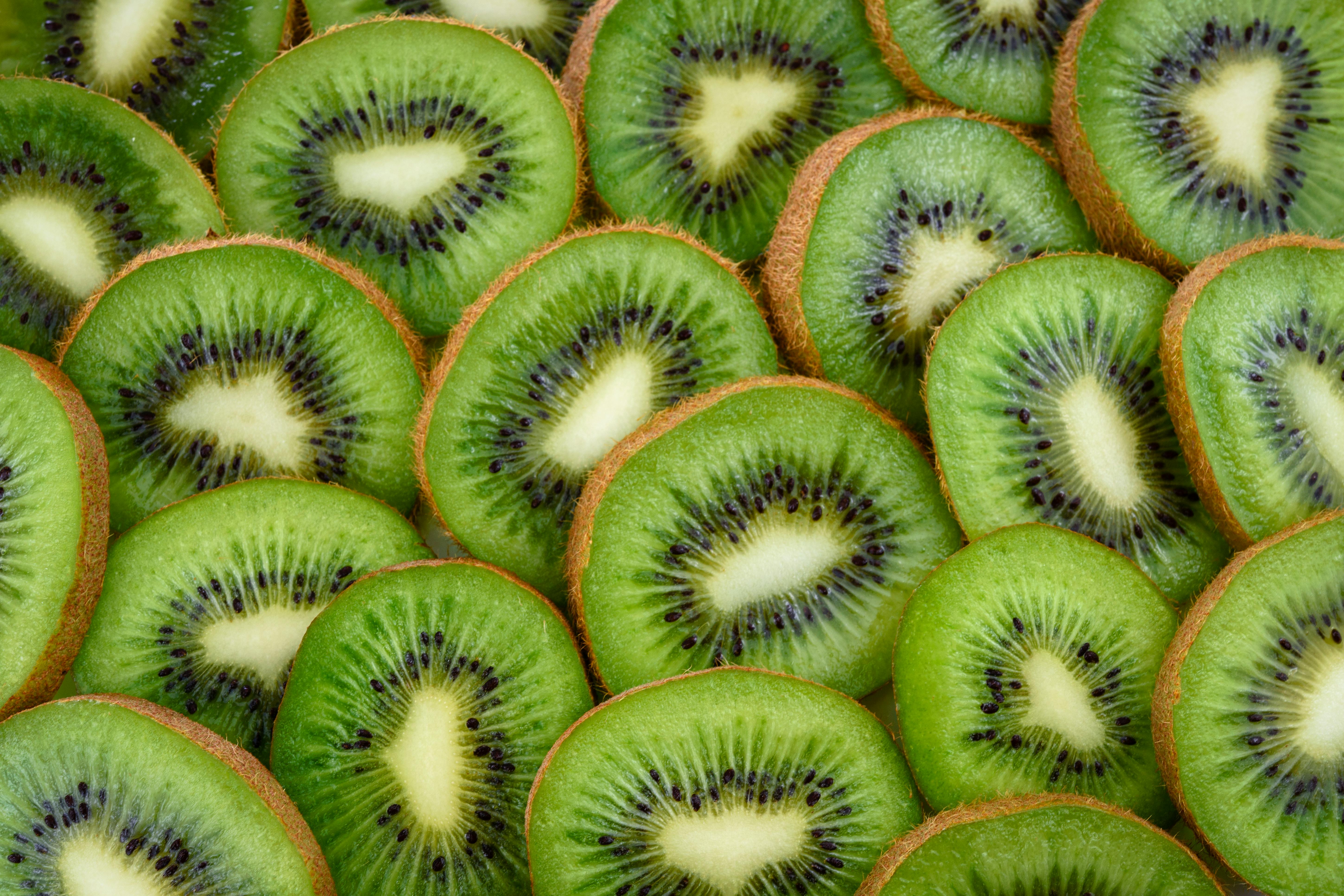 Add kiwis to your diet today to boost your sleep quality today