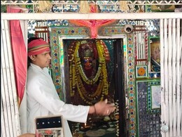 राजस्थान में 450 साल पुराना चमत्कारी मंदिर, सुबह बच्ची, दोपहर में युवा... शाम होते मूर्ति हो जाती वृद्धा