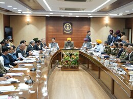 पंजाब सरकार ने राज्य को नशा मुक्त बनाने के लिए तीन महीने की समय सीमा तय की पंजाब सरकार ने राज्य को नशा मुक्त बनाने के लिए तीन महीने की समय सीमा तय की