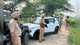 Shiv sena News: शिवसेनेच्या जिल्हाप्रमुखाची पंजाबमध्ये गोळ्या घालून हत्या, प्रकरण काय?