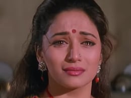 रंजीत के साथ छेड़छाड़ वाला सीन, सेट पर बज रही थी तालियां और बुरी तरह रो रही थीं माधुरी दीक्षित