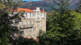 7 Hot New Luxury Hotels Opening Around The World In 2025