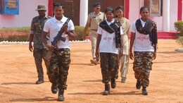 Naxalite Surrender: चार दिनों तक तड़पता रहा खूंखार नक्सली... फिर इस वजह से कर दिया सरेंडर