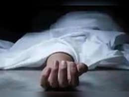 Rajasthan: उदयपुर में शिक्षक ने किया सुसाइड, सांसद रोत ने किया ट्वीट- शिक्षित बेरोजगारों का हो रहा शोषण  Rajasthan: उदयपुर में शिक्षक ने किया सुसाइड, सांसद रोत ने किया ट्वीट- शिक्षित बेरोजगारों का हो रहा शोषण