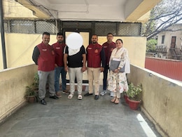 दिल्ली पुलिस के हत्थे चढ़ा गोवा से फरार आरोपी इमाद खान, ठगी और ब्लैकमेल का है आरोप दिल्ली पुलिस के हत्थे चढ़ा गोवा से फरार आरोपी इमाद खान, ठगी और ब्लैकमेल का है आरोप