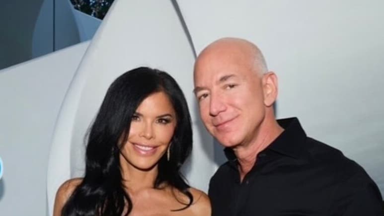 Lauren Sanchez, Jeff Bezos Donate Rs 327 Crore To Fashion Innovation