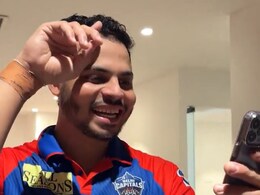 Ashutosh Sharma Gets Special Video Call From 'Mentor' After Sensational Knock For DC vs LSG. Video Viral