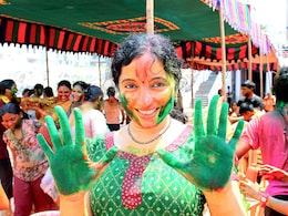 Holi 2025: क्या आप जानते हैं क्यों मनाते हैं रंगों वाली होली, यहां पढ़िए प्रचलित पौराणिक कथाएं  Holi 2025: क्या आप जानते हैं क्यों मनाते हैं रंगों वाली होली, यहां पढ़िए प्रचलित पौराणिक कथाएं