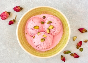 5 Delicious Recipes You Can Make With Rose Petals 5 Delicious Recipes You Can Make With Rose Petals