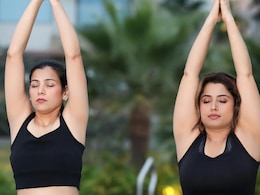 वीमेन के स्टाइलिश Sportswear और Activewear पर शानदार सेल, सिर्फ 699 रुपये से शुरू हैं डील्स वीमेन के स्टाइलिश Sportswear और Activewear पर शानदार सेल, सिर्फ 699 रुपये से शुरू हैं डील्स
