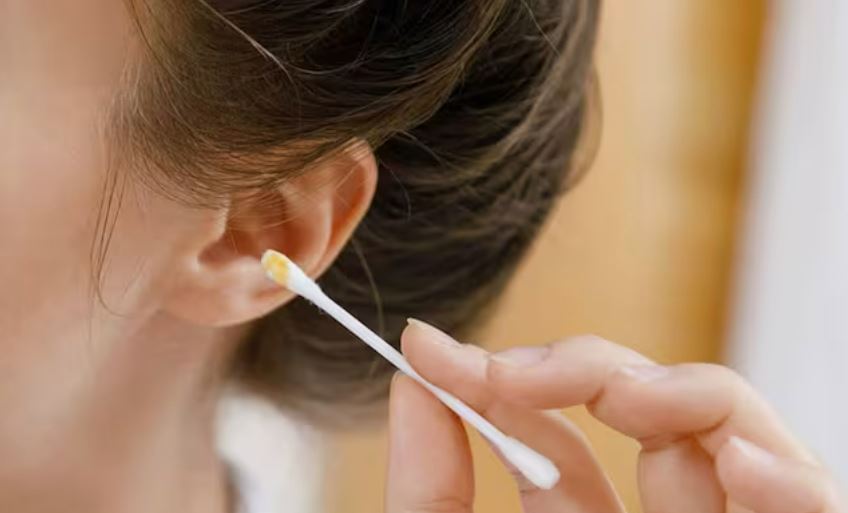 Heres What Your Earwax Reveals About Health