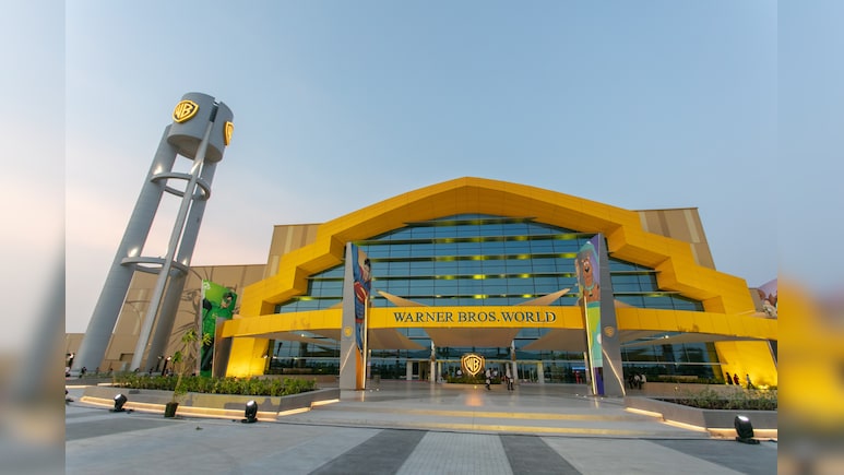 US Justice Department Probes Warner Sale's Impact on Theaters