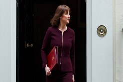 After Rachel Reeves' Sabrina Carpenter Freebie Furore, Her Welfare Cuts Spark Outrage After Rachel Reeves' Sabrina Carpenter Freebie Furore, Her Welfare Cuts Spark Outrage
