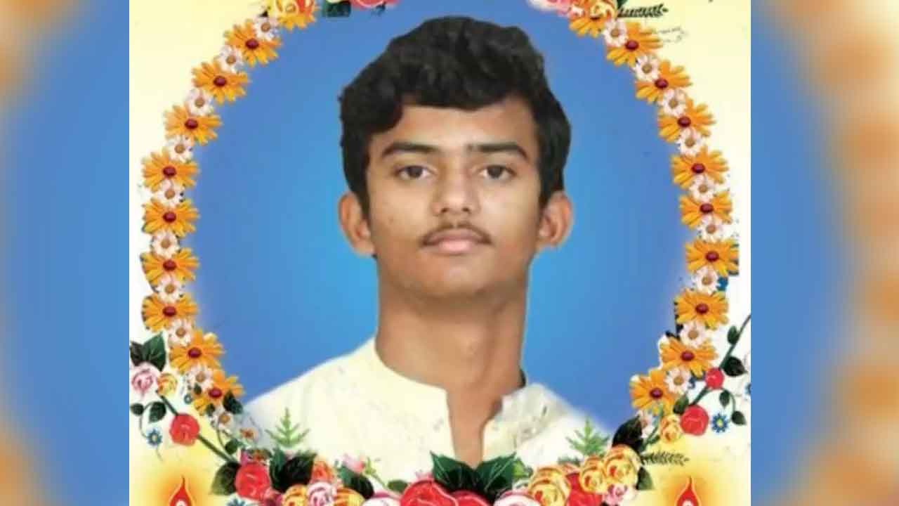 Former Telangana Corporator's Son Dies In Road Accident