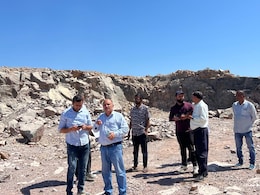 Bhopal Fake Call Center: मूईन खान ने जीजा का पैसा टीकमगढ़ में लगाया ठिकाने, प्रशासन का क्रेशर प्लांट पर एक्शन Bhopal Fake Call Center: मूईन खान ने जीजा का पैसा टीकमगढ़ में लगाया ठिकाने, प्रशासन का क्रेशर प्लांट पर एक्शन