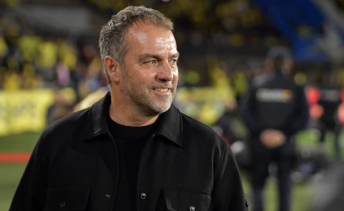 Hansi Flick Breaks Silence On Barcelona Future: "Not The Right Moment"