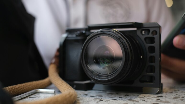 क्या होते हैं Mirrorless Camera, फीचर, खासियत समेत यहां से लें पूरी जानकारी क्या होते हैं Mirrorless Camera, फीचर, खासियत समेत यहां से लें पूरी जानकारी