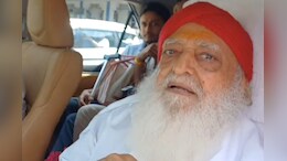 Asaram: इंदौर से जोधपुर पहुंचा रेपिस्ट आसाराम, 31 मार्च तक मिली है अंतरिम जमानत