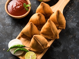 "Took My Samosas And Ran Away" - Man's Conversation With Swiggy Customer Service Goes Viral "Took My Samosas And Ran Away" - Man's Conversation With Swiggy Customer Service Goes Viral