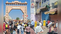 Khatu Shyam Ji Lakhi Fair: 'हम घरों में क़ैद हो गए हैं' खाटूश्यामजी मेले के दौरान व्यापारियों ने किया बाज़ार बंद, प्रशासन पर लगाए आरोप&nbsp;
