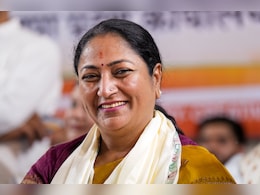 प्राइवेट स्कूलों पर दिल्ली सरकार की सख्ती, जारी किया हेल्पलाइन नंबर