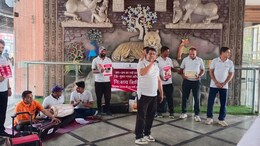 Bhopal Railway Station: टीबी के प्रति लोगों में बढ़ाई जागरूकता, भोपाल रेलवे स्टेशन पर दिखा खास नुक्कड़ नाटक