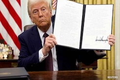 Donald Trump Signs Order To Establish Strategic Bitcoin Reserve Donald Trump Signs Order To Establish Strategic Bitcoin Reserve