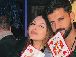 जहीर इकबाल के बिना सोनाक्षी सिन्हा ने अकेले मनाई शादी के बाद पहली होली, ट्रोलर्स के लिए लिखा- रिलैक्स करो...