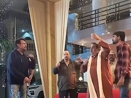 Raza Murad Reacts To Viral Video Of Drinking After Facing Backlash: "<i>Hum Ramzan Mein Khule Aam Sharab...</i>" Raza Murad Reacts To Viral Video Of Drinking After Facing Backlash: "<i>Hum Ramzan Mein Khule Aam Sharab...</i>"