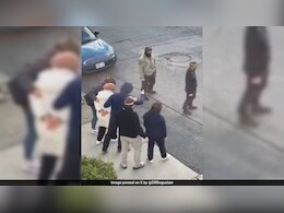 ट्रंप अमेरिका से निकालने पर तुले! कॉलेज निकली यूनिवर्सिटी स्टूडेंट को सिविलियन ड्रेस पहने एजेंट्स ने पकड़ा- Video वायरल