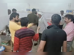 Rajasthan Road Accident: नींद की झपकी आई और पलट गई बस, मेहंदीपुर बालाजी दर्शन करने जा रहे 1 श्रद्धालु की मौत; 20 घायल Rajasthan Road Accident: नींद की झपकी आई और पलट गई बस, मेहंदीपुर बालाजी दर्शन करने जा रहे 1 श्रद्धालु की मौत; 20 घायल