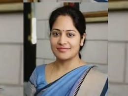 IAS शिल्पा गुप्ता की बढ़ी मुश्किलें, हाई कोर्ट ने जारी किया गिरफ्तारी वारंट, जानें पूरा मामला IAS शिल्पा गुप्ता की बढ़ी मुश्किलें, हाई कोर्ट ने जारी किया गिरफ्तारी वारंट, जानें पूरा मामला